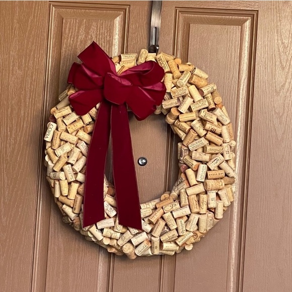 CORKS 100 Wine or Champagne Corks DYI Crafting Project Supplies Corkboard - Picture 12 of 12